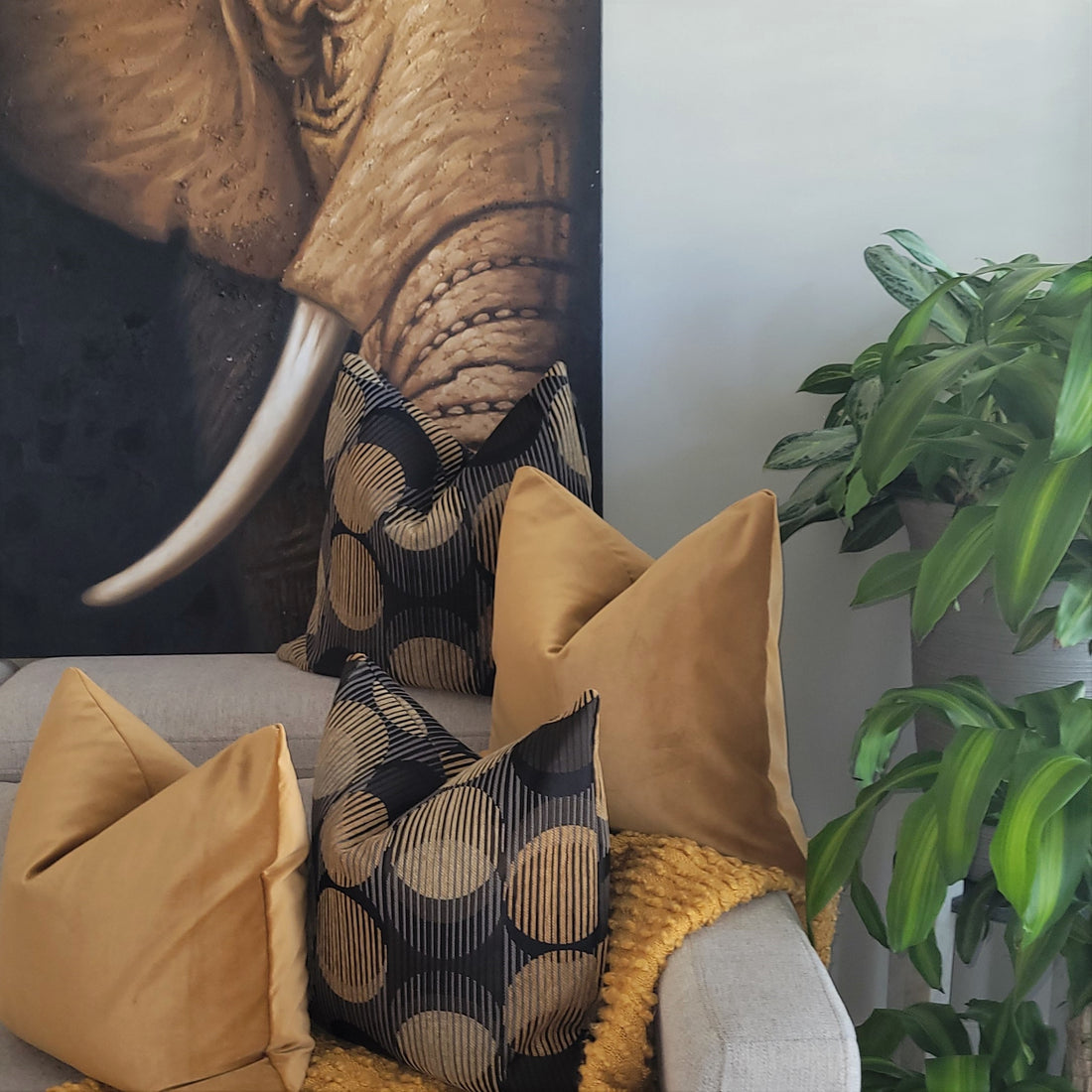  WEEKLY POP UP PILLOWS  - Golden & Tiger Eye